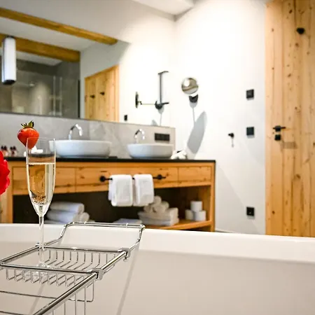 Riedern Suites Apartamento Waakirchen