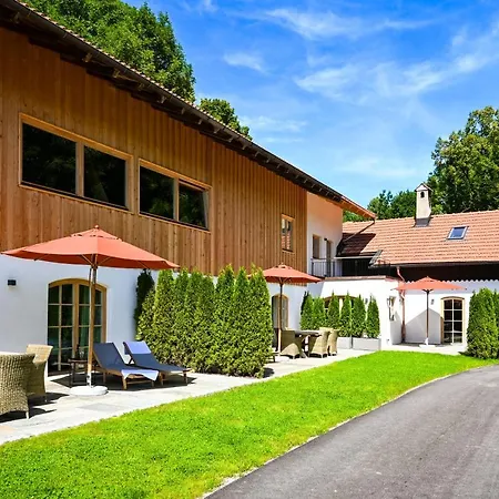 Riedern Suites Apartamento