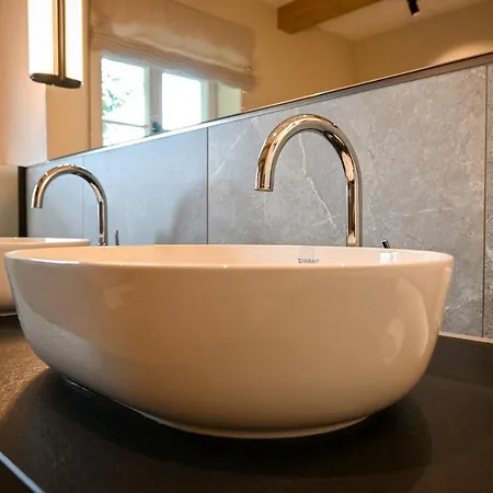 Riedern Suites شقة